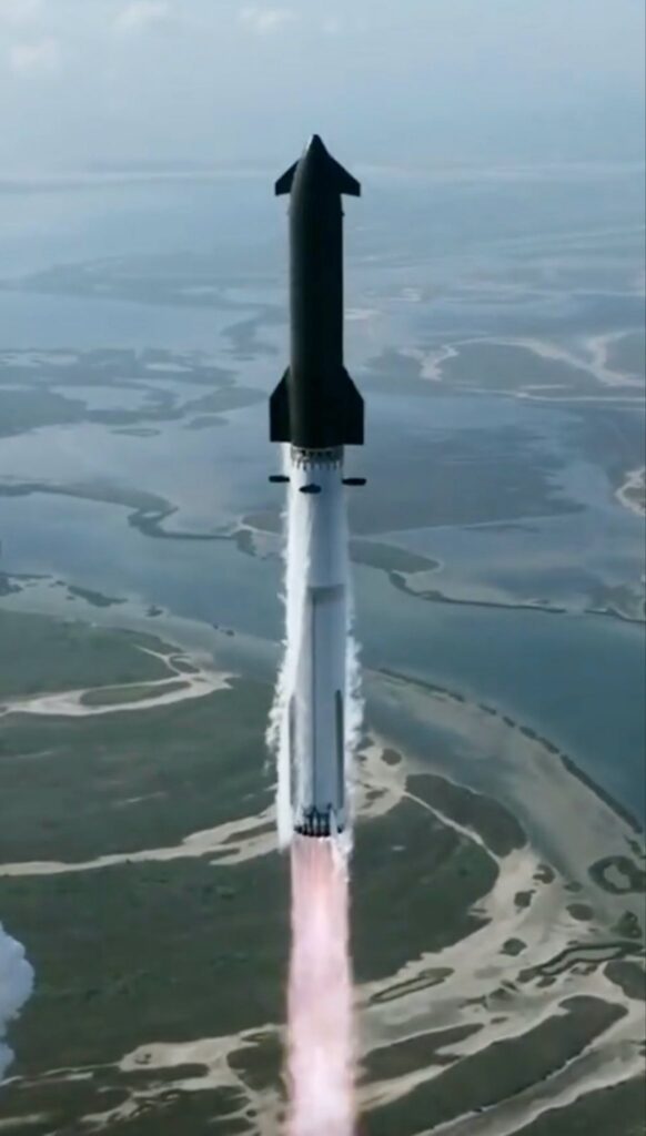 Elon Musk: $1.26 Quadrillion Economy and a Moon Base by 2036 “If We Avoid World War III" 3 Elon Musk: $1.26 Quadrillion Economy and a Moon Base by 2036
