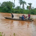 Photo Sparks Outrage as Sule's Campaign Team Uses Wooden Canoes to Reach Forgotten Wamba Communities