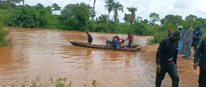 Photo Sparks Outrage as Governor Sule's Campaign Team Uses Wooden Canoes to Reach Forgotten Wamba Communities 1 Photo Sparks Outrage as Sule's Campaign Team Uses Wooden Canoes to Reach Forgotten Wamba Communities