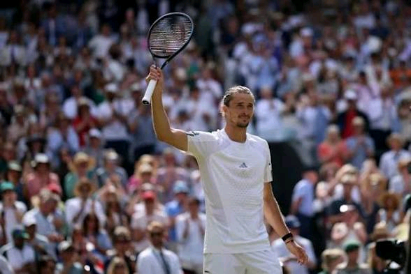 Sinner and Zverev Power Into Wimbledon Final: A New Era Clash for the SW19 Crown. 3 1000356375