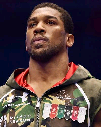 Anthony Joshua Survives Two First-Round Knockdowns To Score Brutal Second-Round KO Of Kristian Prenga In Jeddah. 3 1000382954