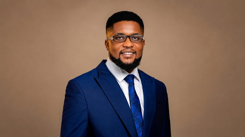 SOLOMON ROBINSON, FOUNDER OF KSANALYSIS, OFFICIALLY DECLARES CHELSEA FC AS HIS CLUB, VOWS TO BACK THE BLUES TO PREMIER LEAGUE GLORY 1 SOLOMON ROBINSON FOUNDER OF KSANALYSIS, OFFICIALLY DECLARES CHELSEA FC AS HIS CLUB, VOWS TO BACK THE BLUES TO PREMIER LEAGUE GLORY