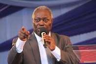Pastor Kumuyi Honoured By World Book Of Records. 2 1000393908
