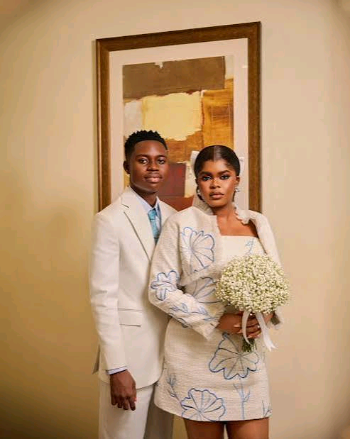 Peller and Jarvis Deny Staged Wedding Rumours, Allege Phone Thefts. 4 1000396273