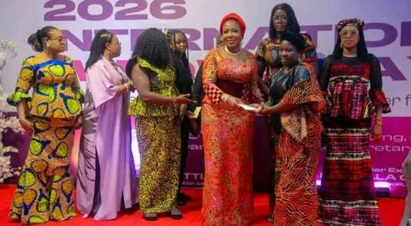 Priscilla Otti Gives N50,000 Grants to 500 Abia Women. 3 Renewed hope initiative empowerment