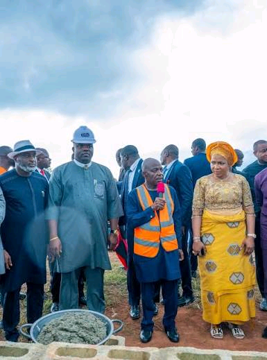 Priscilla Otti Gives N50,000 Grants to 500 Abia Women. 5 Renewed hope initiative