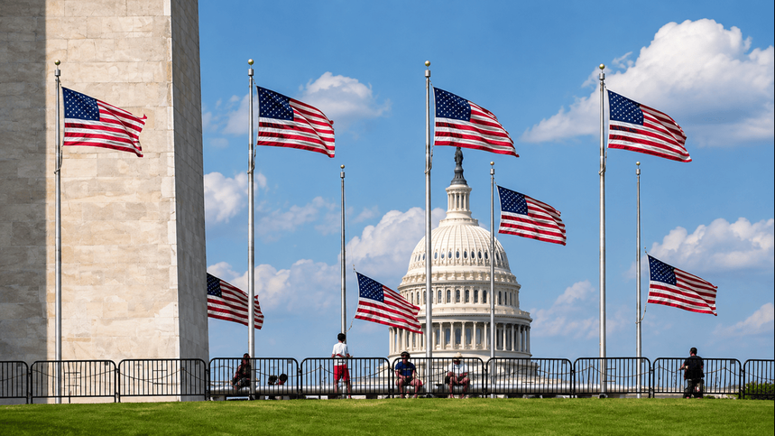 Trump Orders US Flags Lowered to Mourn Dolly Parton