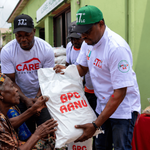 Actor Yomi Fash Shares APC-Branded Bread and Food Items in Lagos