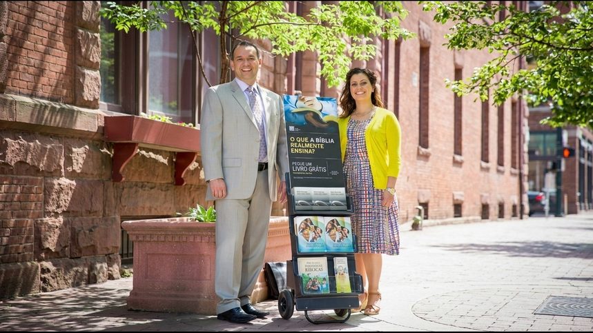 After 81 Years, Jehovah's Witnesses Adjust Blood Transfusion Policy