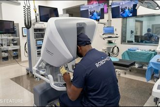 500km Apart: How a Nigerian Surgeon Performed Kidney Cancer Surgery Remotely