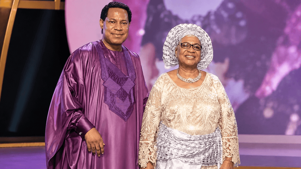 BREAKING: Pastor Chris Oyakhilome Loses Mother at 88 2 BREAKING: Pastor Chris Oyakhilome Loses Mother at 88