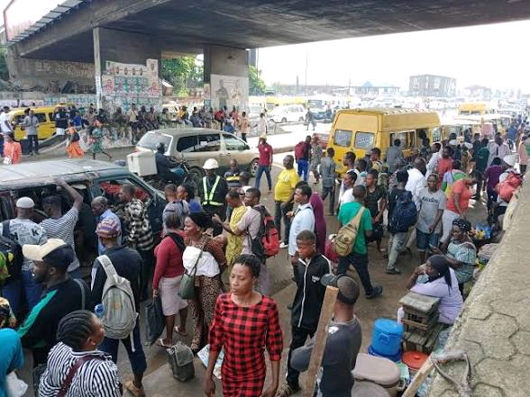No Bolt, No inDrive: Lagos E-Hailing Drivers Begin Indefinite Strike