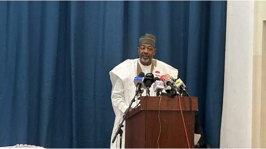 Food Prices Fell By 50%? Nigerians Challenge Agric Minister’s Claim